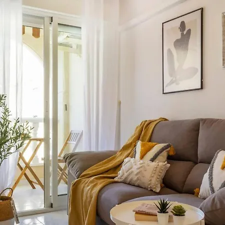 Апартаменти Pink La Sal Торрев'єха